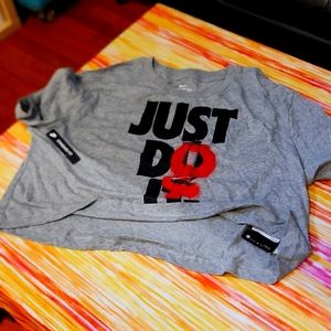 NWT NIKE 👕